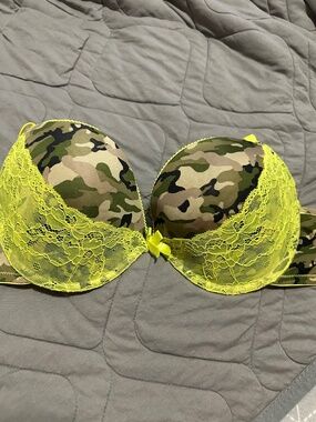 La Senza bra